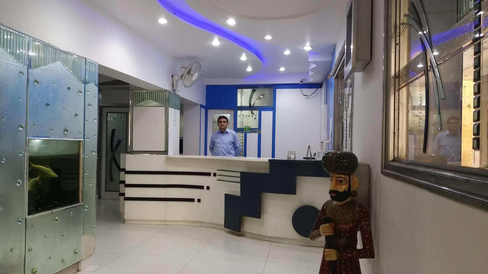克瓦里提酒店 新德里 外观 照片